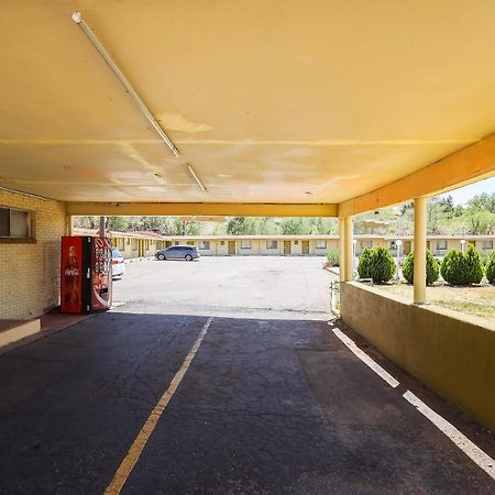 รูท 66 อินน์ ซานตาโรซา ภายนอก รูปภาพ